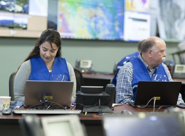 Infographic: Important Earthquake Safety Tips