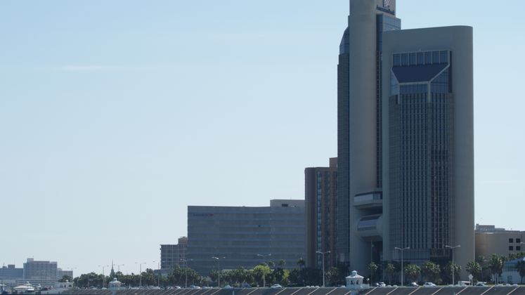 Shoreline Plaza