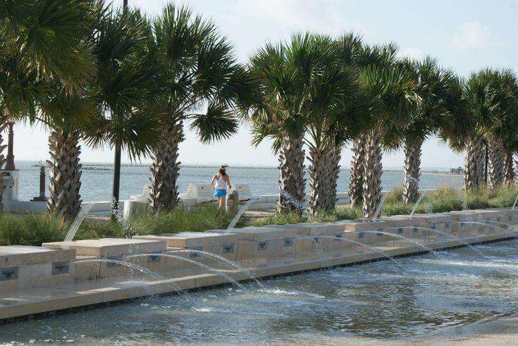 Shoreline Fountain