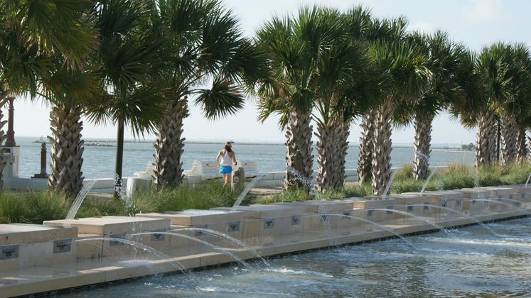 Shoreline Fountain