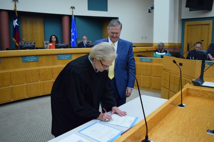 Corpus Christi Mayor Joe McComb