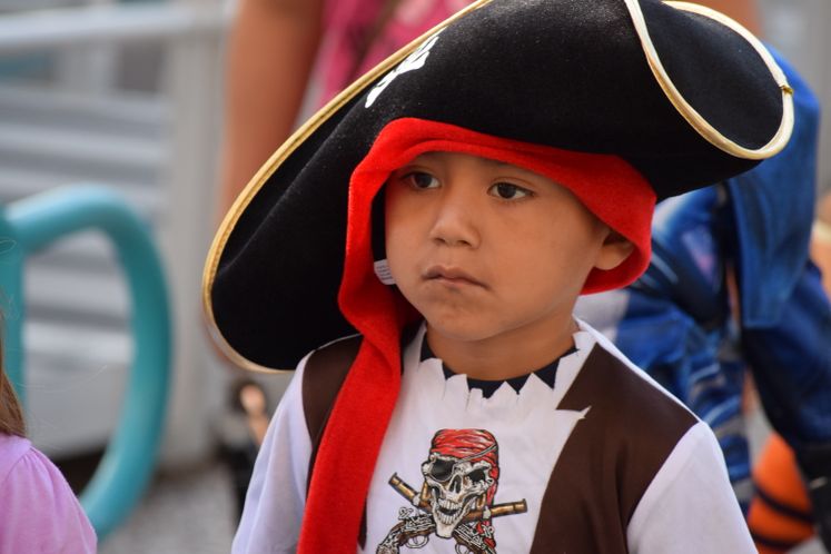 G. Evans Students Celebrate Halloween at City Hall