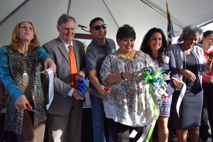 The Water's Edge Park Ribbon Cutting