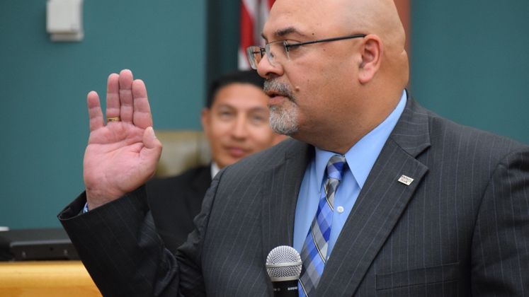 R. Everett Sworn In