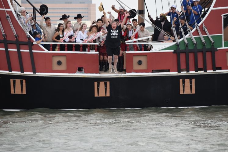 Mayor McComb Walks the Plank - Buc Days!