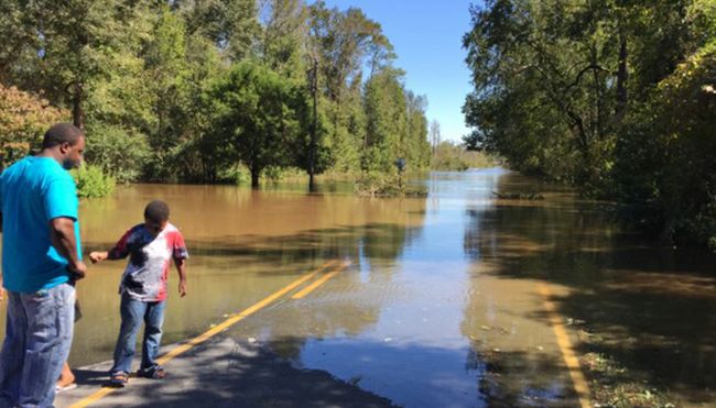 Flooding in Clinton, in eastern North Carolina. Flooding in Clinton, in eastern North Carolina.
