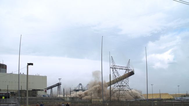 Crystal River Stacks Implosion14