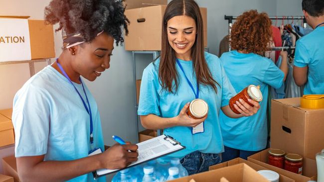 Duke Energy Foundation gives more than $200,000 to hunger relief programs in Indiana communities