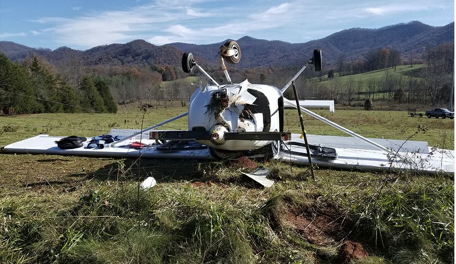 2018-1127-upside-down-plane-hero 2018-1127-upside-down-plane-hero