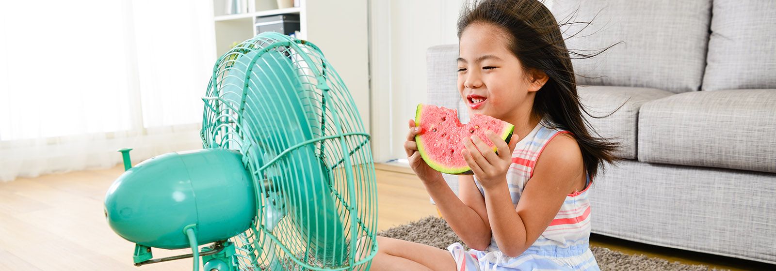 10 ways to save energy during hot weather