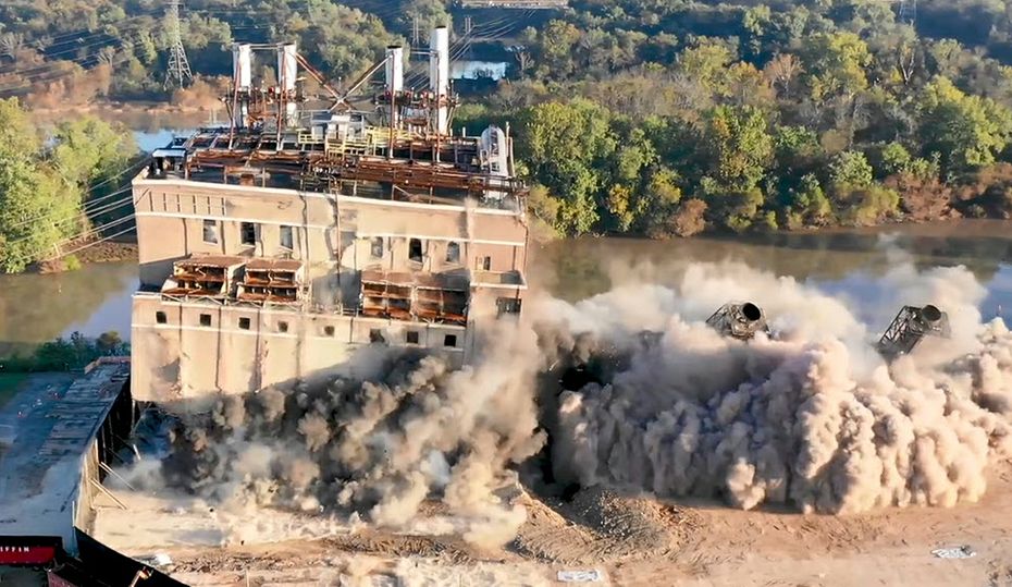 2019-0508-buck-implosion-hero-2