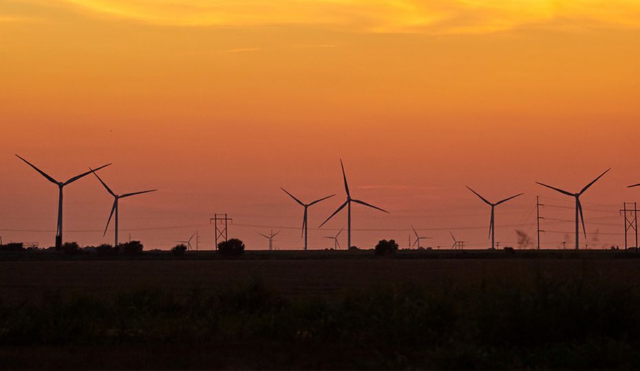 Wind turbines in Oklahoma energize economy