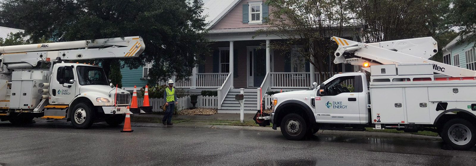 After Hurricane Dorian, crews get to work restoring power