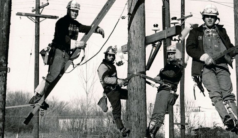 Retro photos: Lineworkers through the years