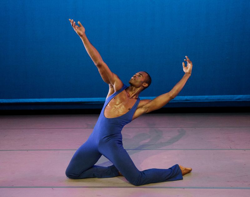 Jamar Roberts in Alvin Ailey's Love Songs