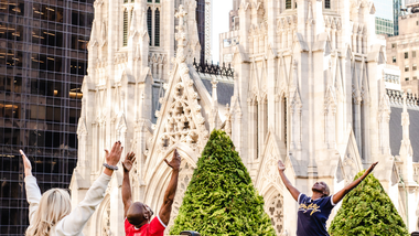 AIE Master Teacher Nasha Thomas leading Revelations Celebration Workshop socially distanced in partnership with EHE Health, 2020