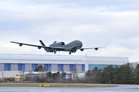 EURO HAWK(R) UAS (b)