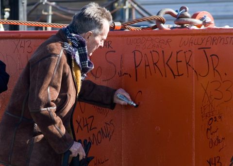 George H. W. Bush signs name