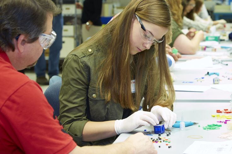 Northrop Grumman Celebrates National Manufacturing Day in Rolling Meadows, Illinois