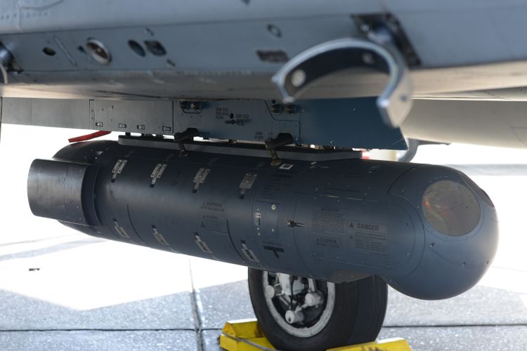 The LITENING advanced targeting pod provides superior situational awareness and precision targeting for multiple missions. LITENING at 20 - Shaping the Future of Precision Targeting_1