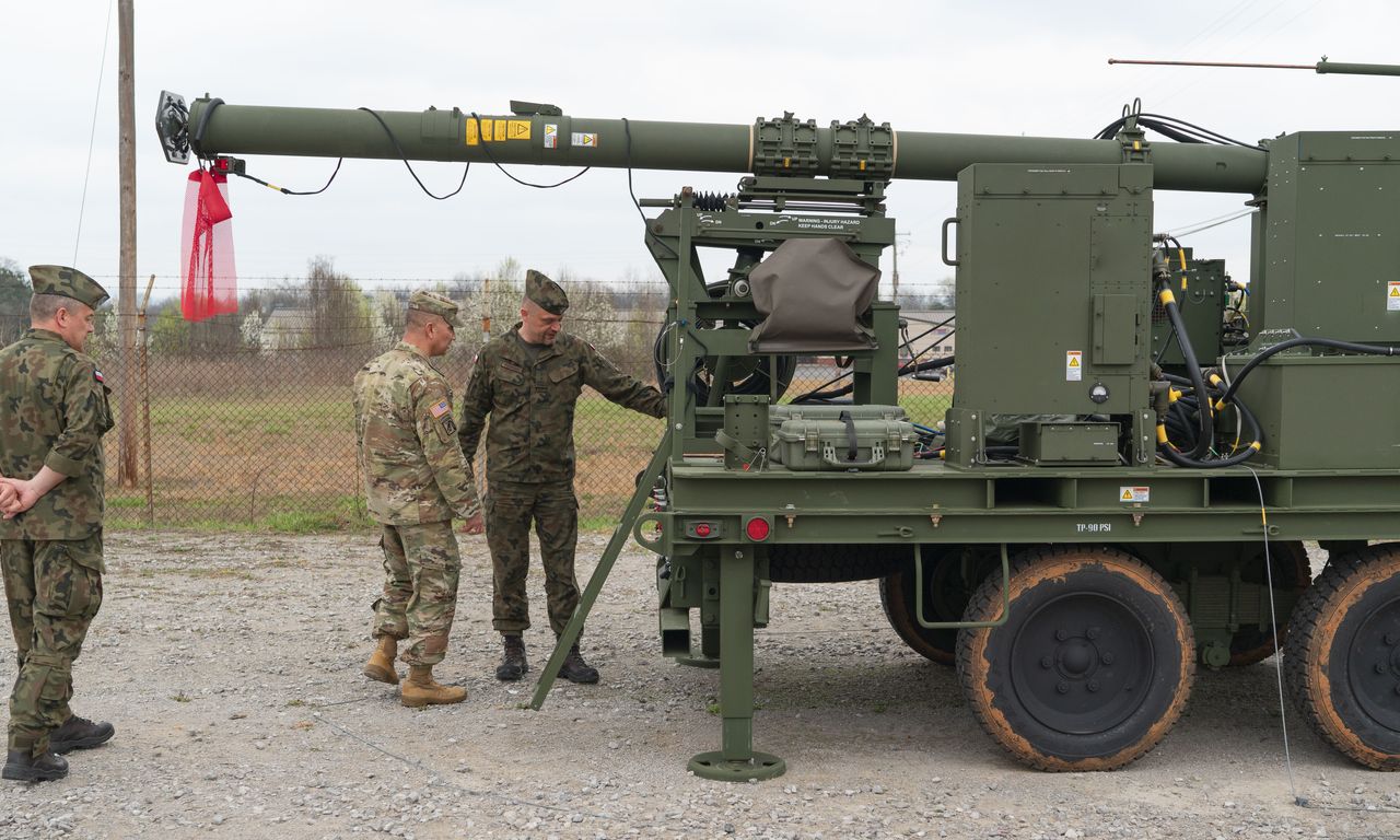 Northrop Grumman dostarczy transformacyjny zintegrowany system bojowy dla polskiego programu obrony powietrznej WISŁA Northrop Grumman dostarczy transformacyjny zintegrowany system bojowy dla polskiego programu obrony powietrznej WISŁA