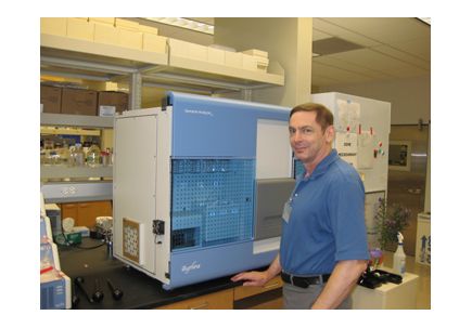 "Next generation" DNA sequencer arrives on campus