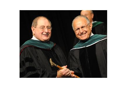 Dr. Bardana wins ACAAI Gold Headed Cane Award