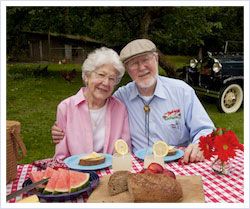 Bob and Charlee Moore