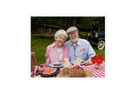 Bob and Charlee Moore of Bob's Red Mill commit to donate $25 million to launch OHSU nutrition institute