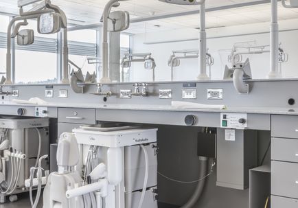 Robertson Life Sciences Building