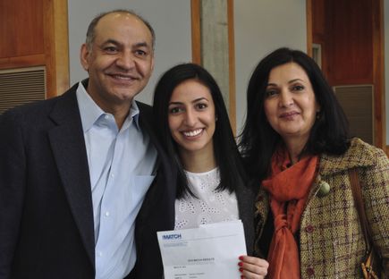 OHSU M.D. students, friends and families celebrate Match Day 2016.