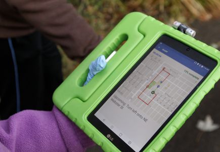 Sharing History through Active Reminiscence and Photo-Imagery