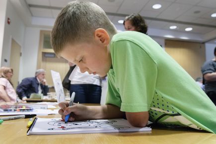 Cartoonists visit Doernbecher