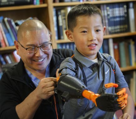 3D printed assistive device