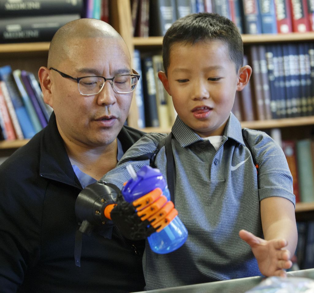 3D printed assistive device