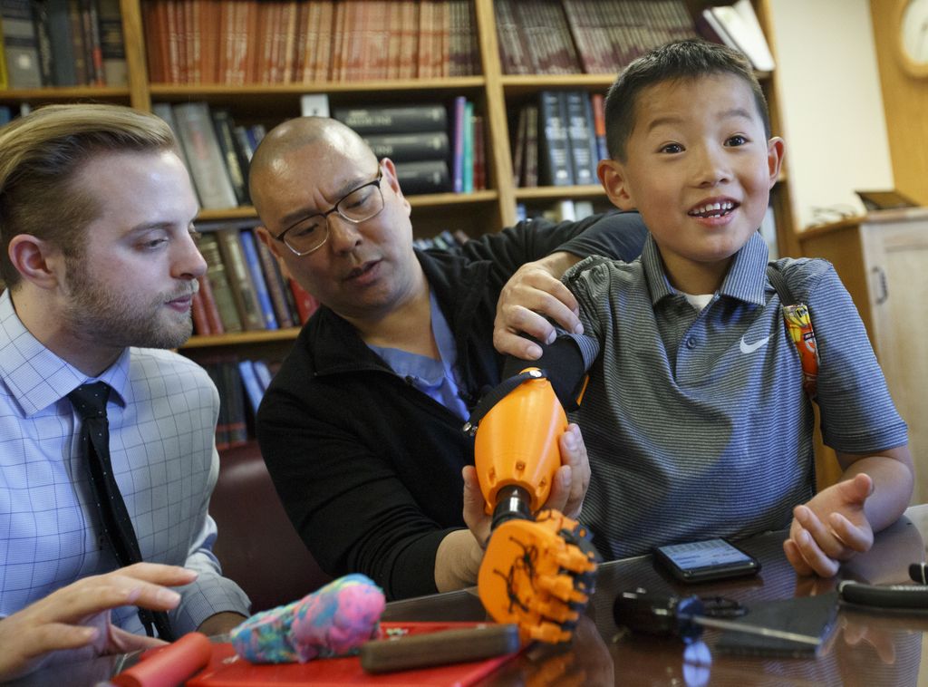 3D printed assistive device