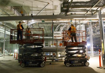 Knight Cancer Research construction