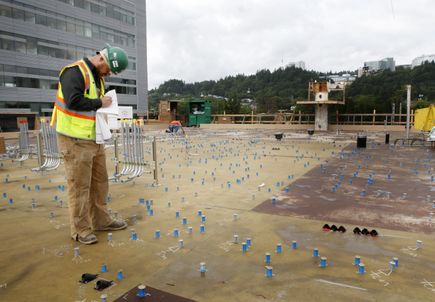 Knight Cancer Research construction
