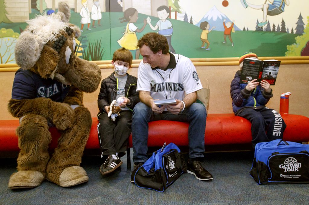 Seattle Mariners Caravan Tour