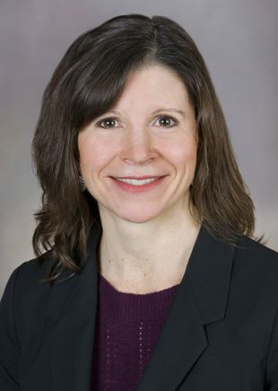 Christie Naze, R.D., C.D.E. (2015)