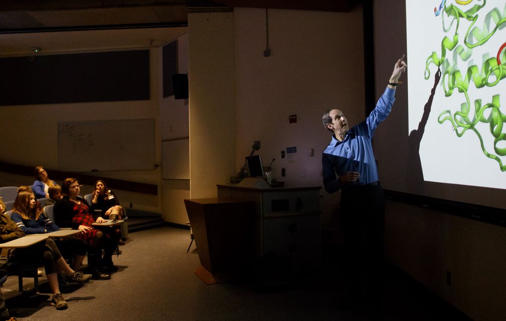 Creative Science School visits OHSU