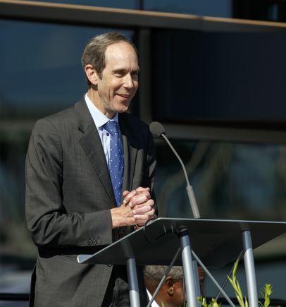 Knight Cancer Research Building