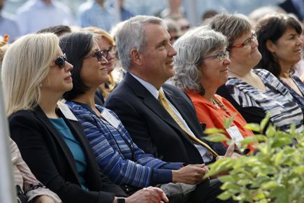 Knight Cancer Research Building