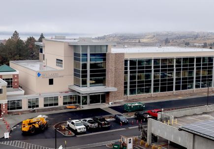 Klamath Falls celebrates new Sky Lakes Collaborative Health Center’s opening