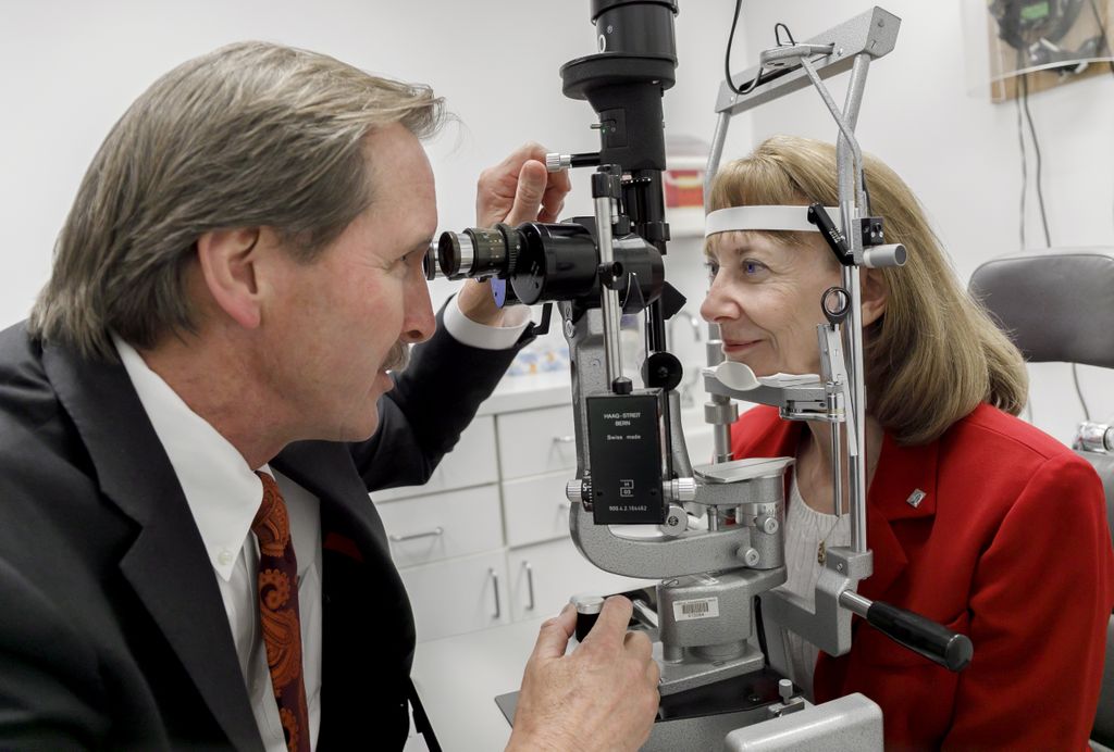 Thyroid eye disease treatment |OHSU News