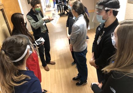 Students and trainees administer COVID-19 vaccines