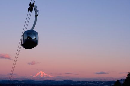 Portland Aerial Tram at sunrise