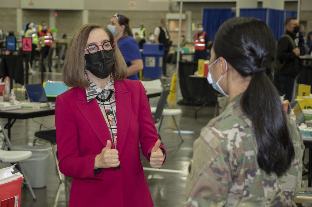 Governor Visits All4Oregon COVID-19 Vaccination Site