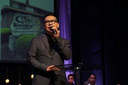 Pastor Oscar Surjadi