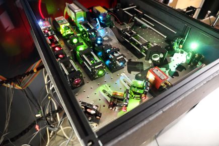 With new microscope, scientists will explore how tiny molecules make cells work by organizing at right place, right time